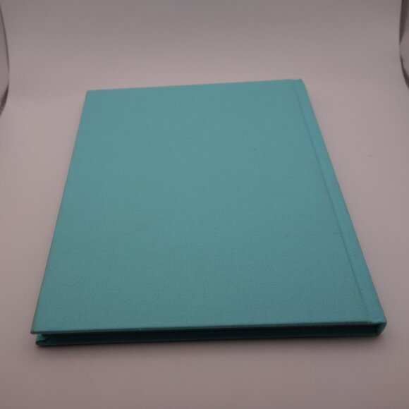 Tiffany & Co. This is a Tiffany Ring Book (English) - Picture 5 of 14